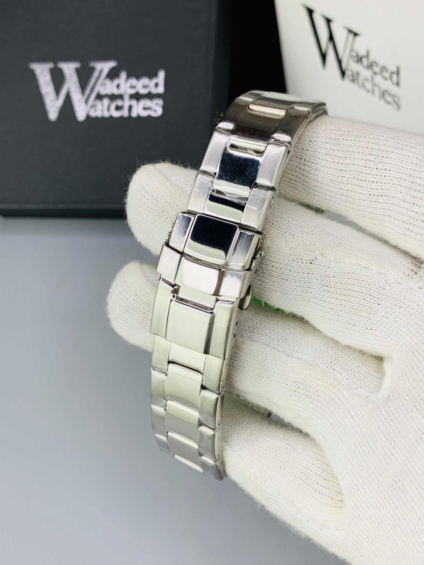 New Classy Signature Model (Black)