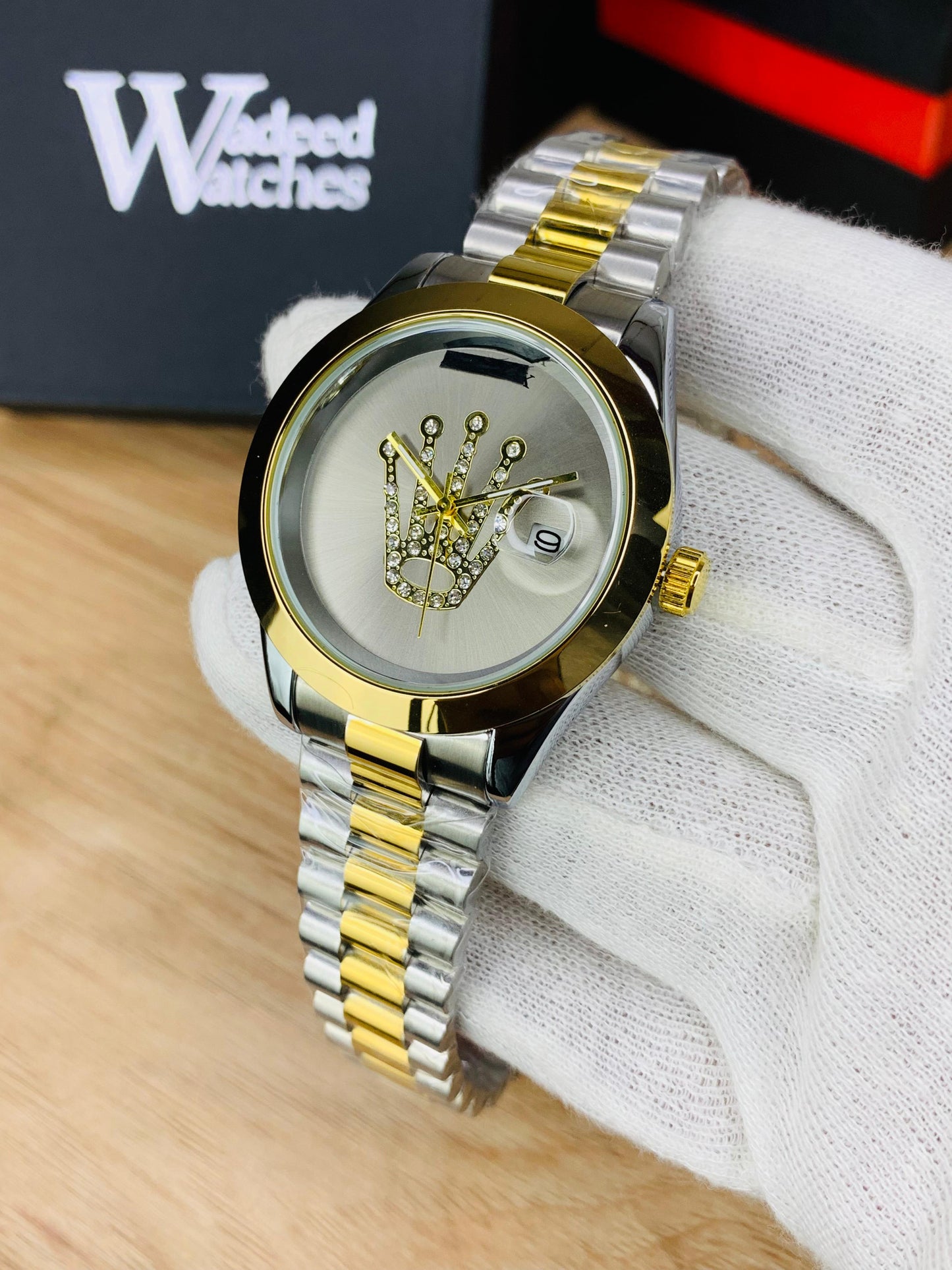 Austrian Stone Embossed Dial (Silver)