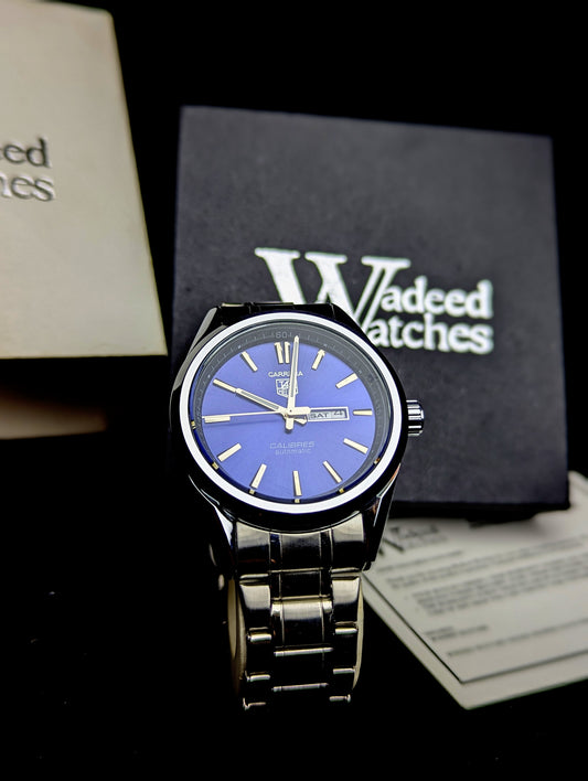 Classy Business Watch With Date (Silver Blue)