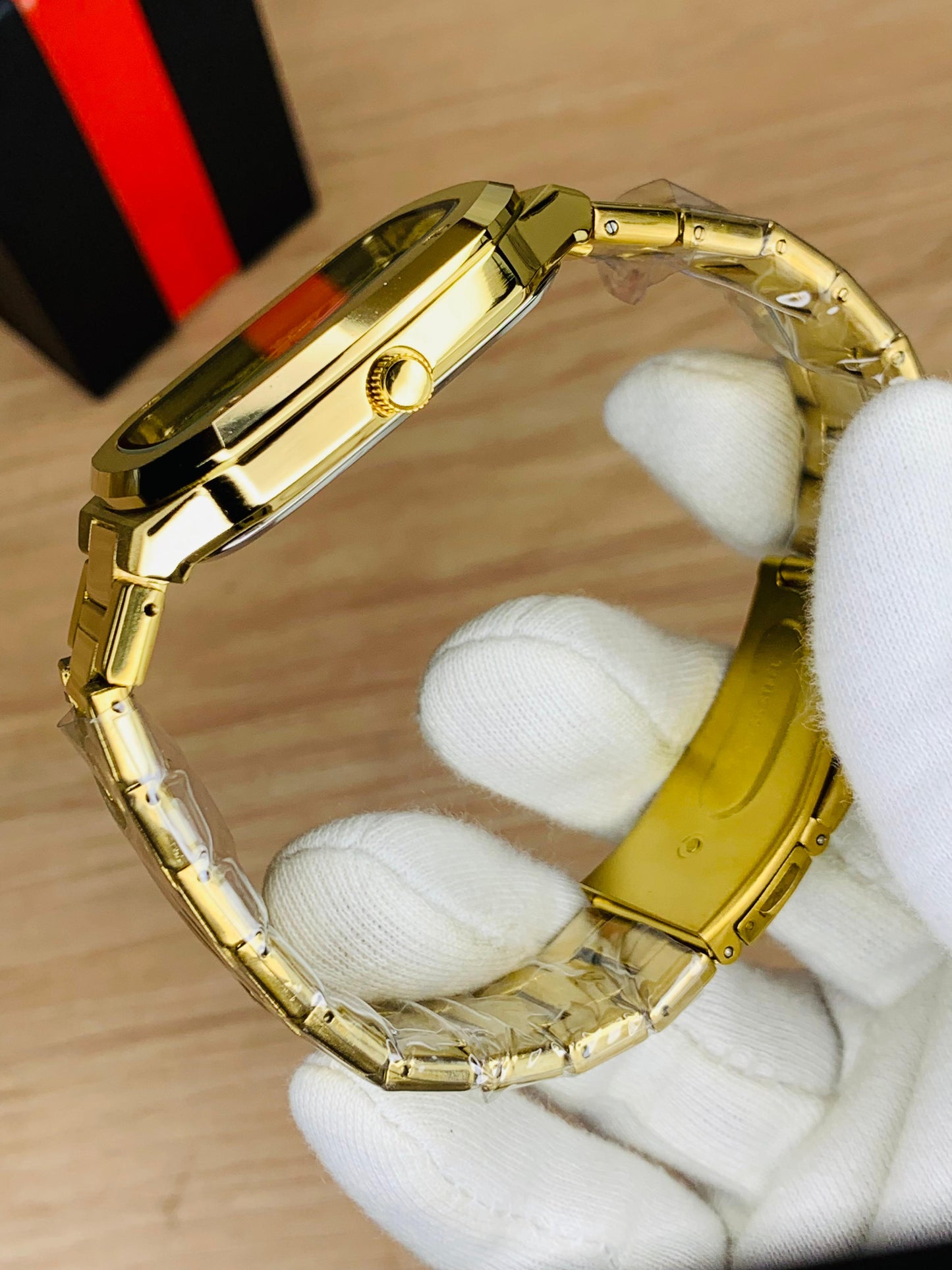 Unique Design Model | Date Adjustment (Gold Grey)
