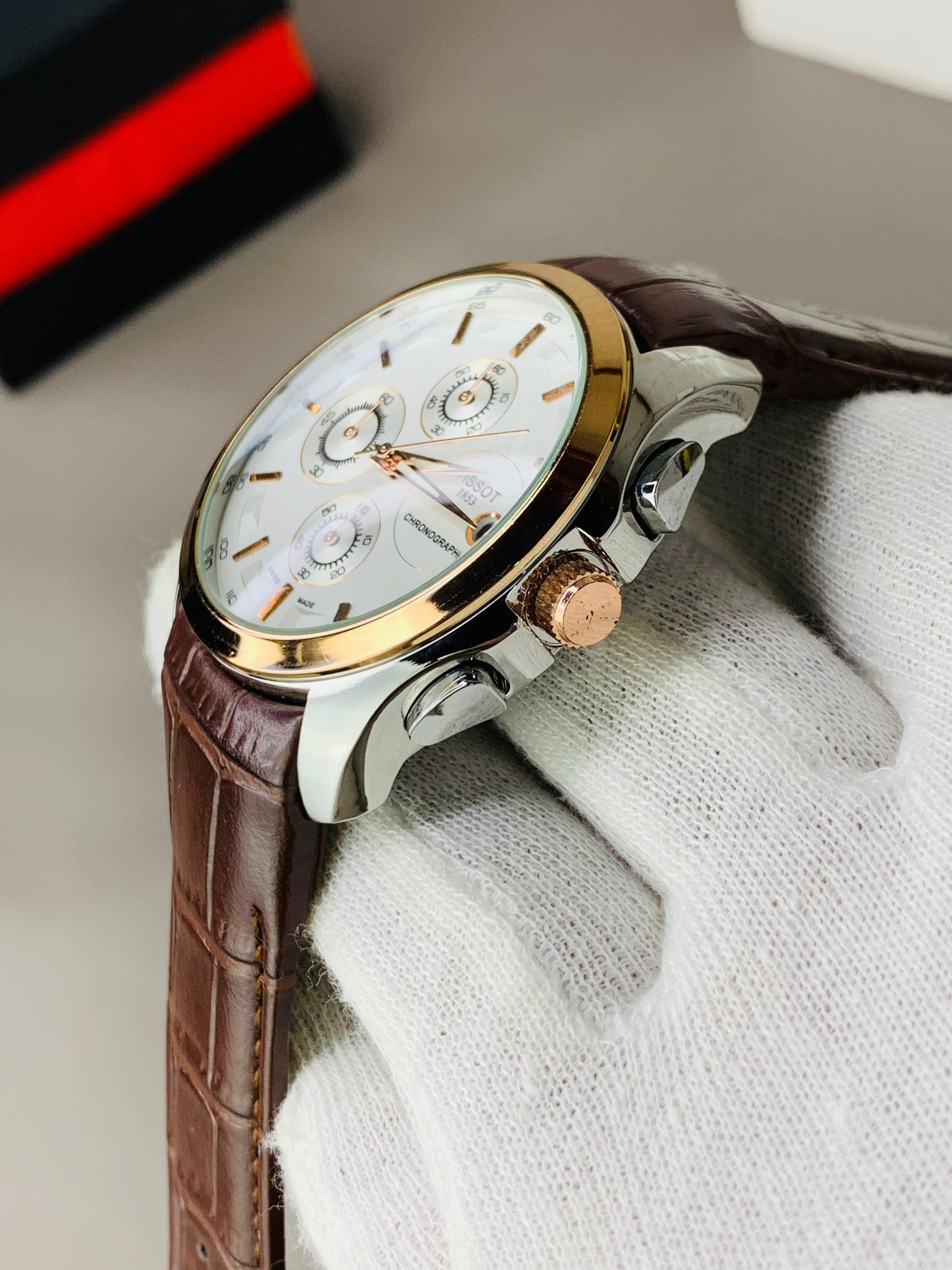 Versatile Chronongraph Working Watch Leather Strap (Gold Brown)