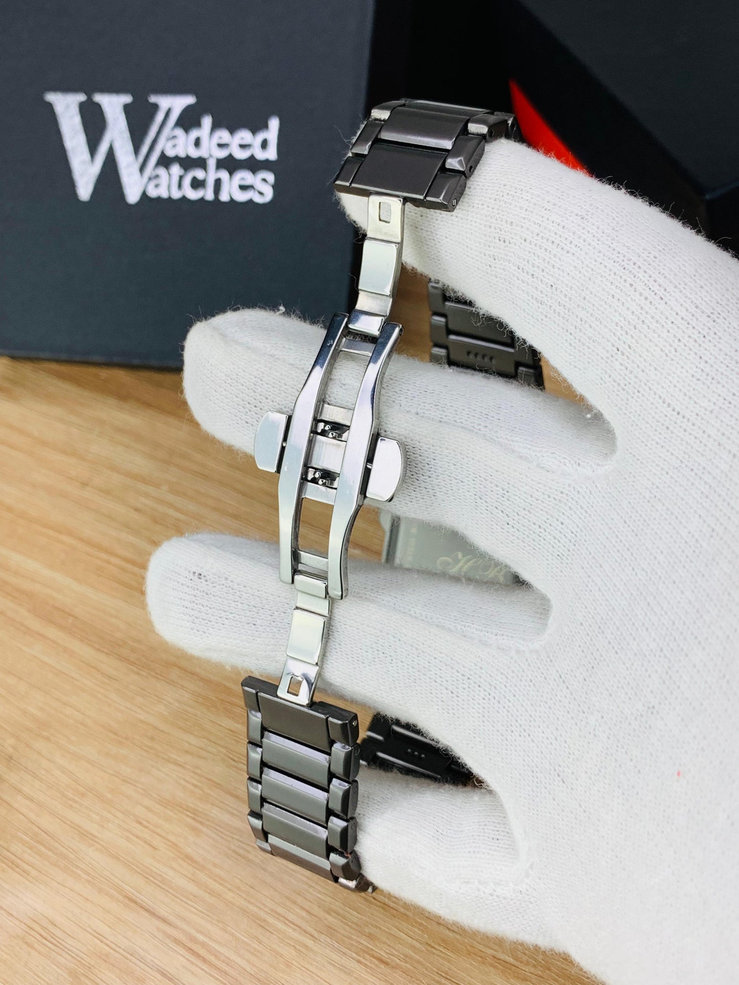 HB Champion Model With Date Limited Edition (Grey)