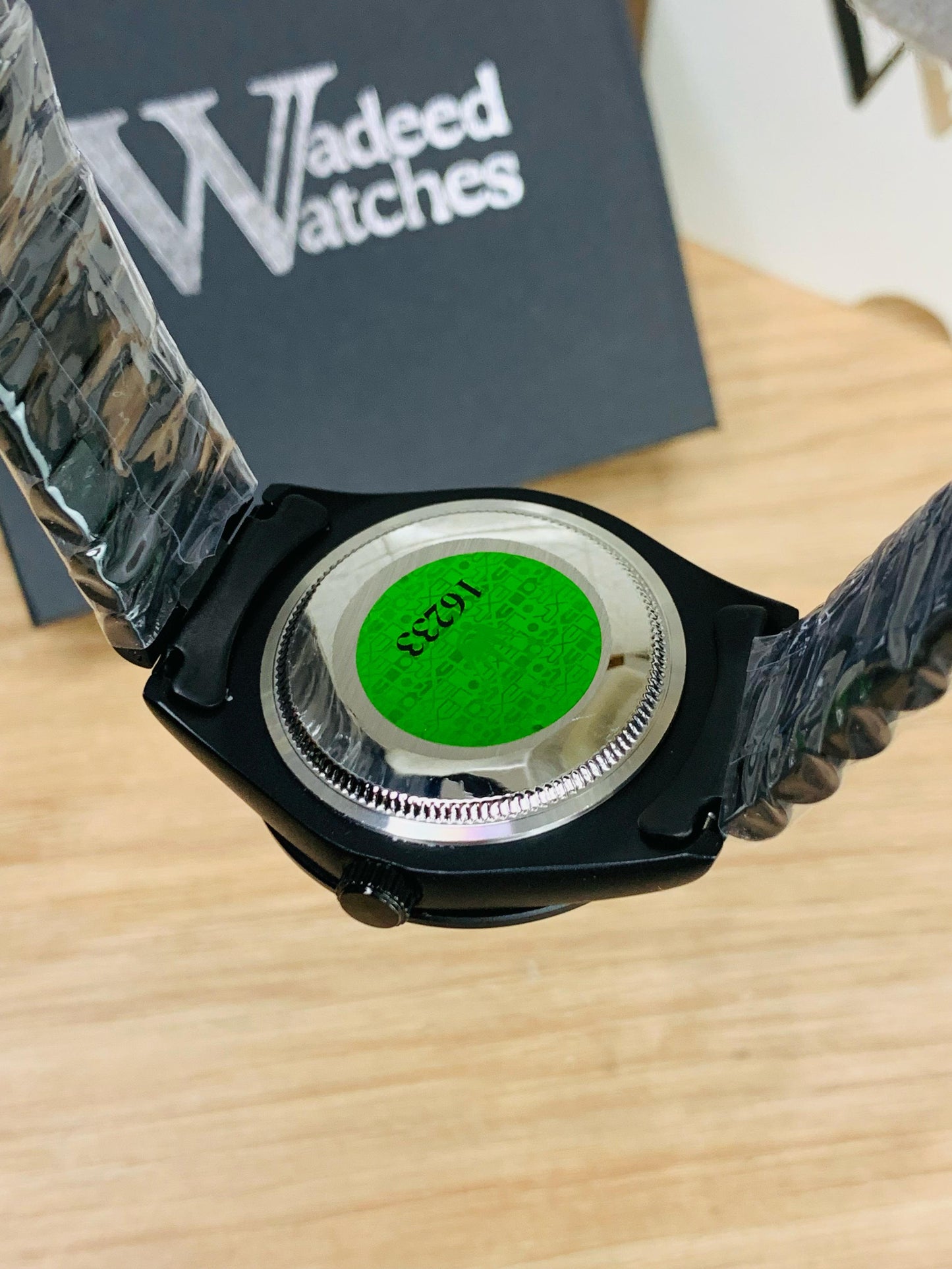 Wimbledon Model | Date Working (Full Black)