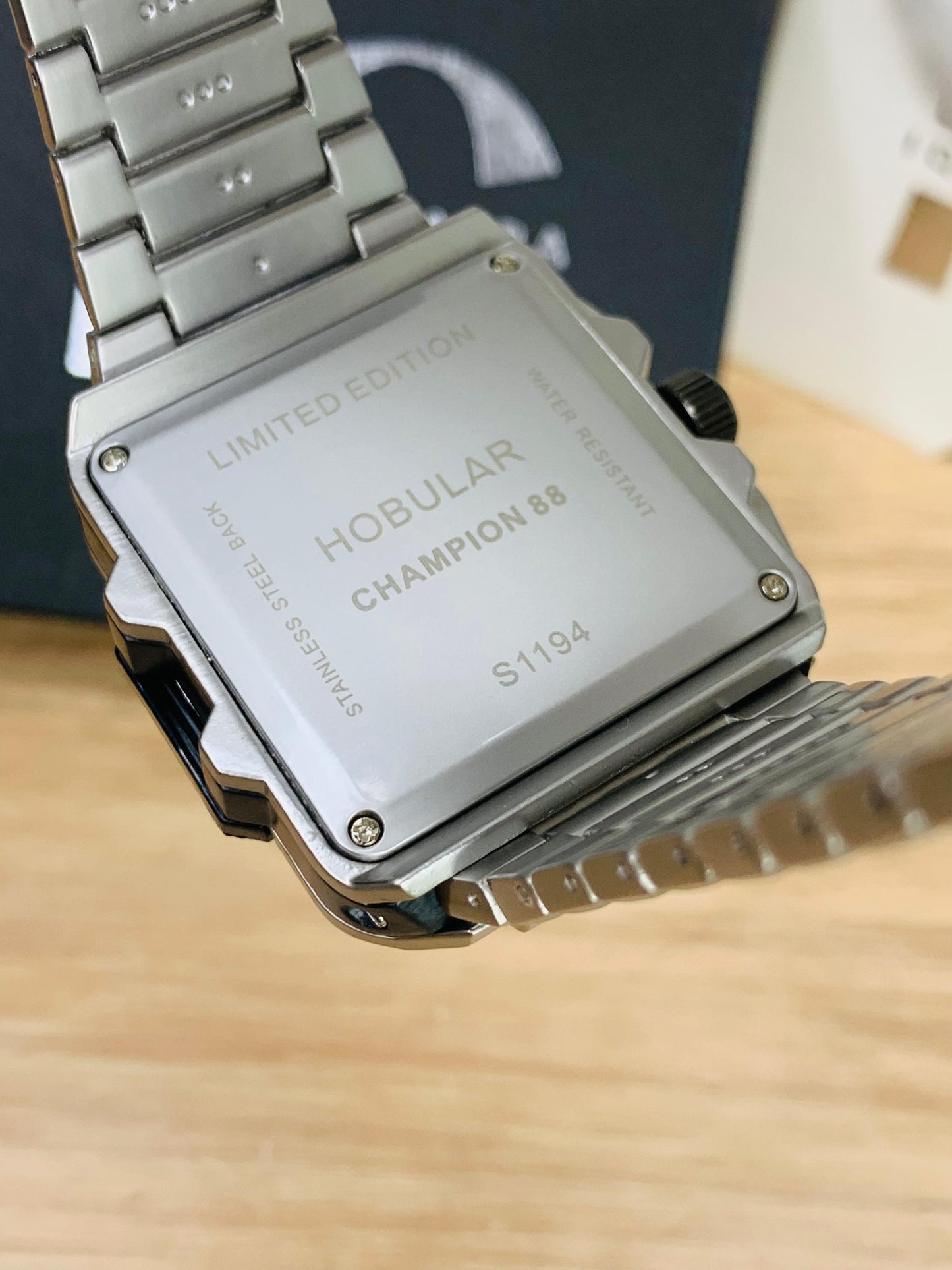 HB SQ Model With Date (White)