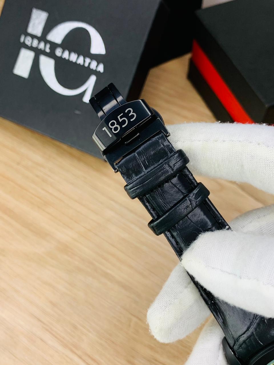 Black Aura Chronograph Watch With Date