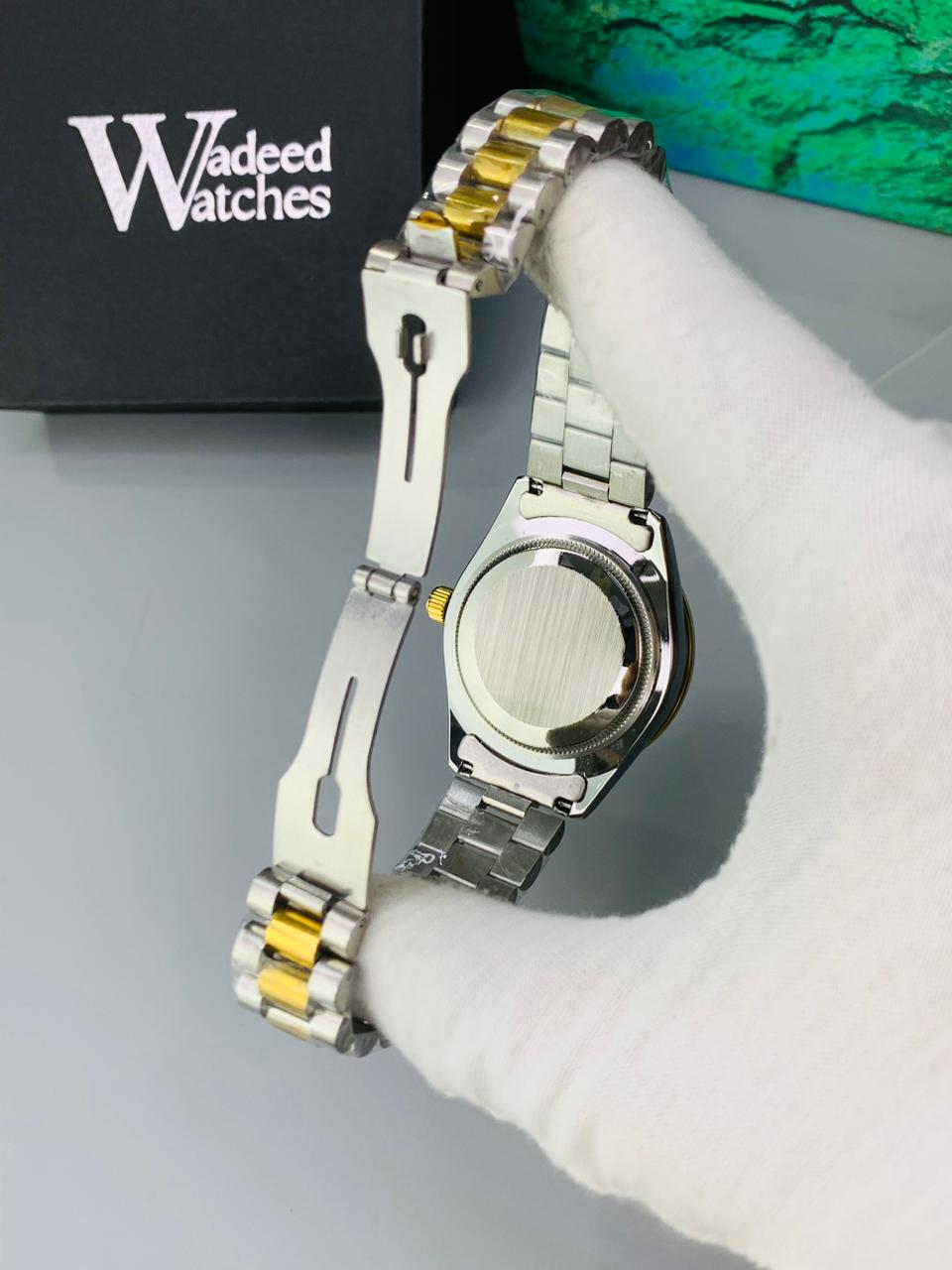 Luxury Plain Dial | Date and Date Working (Two Tone Gold)