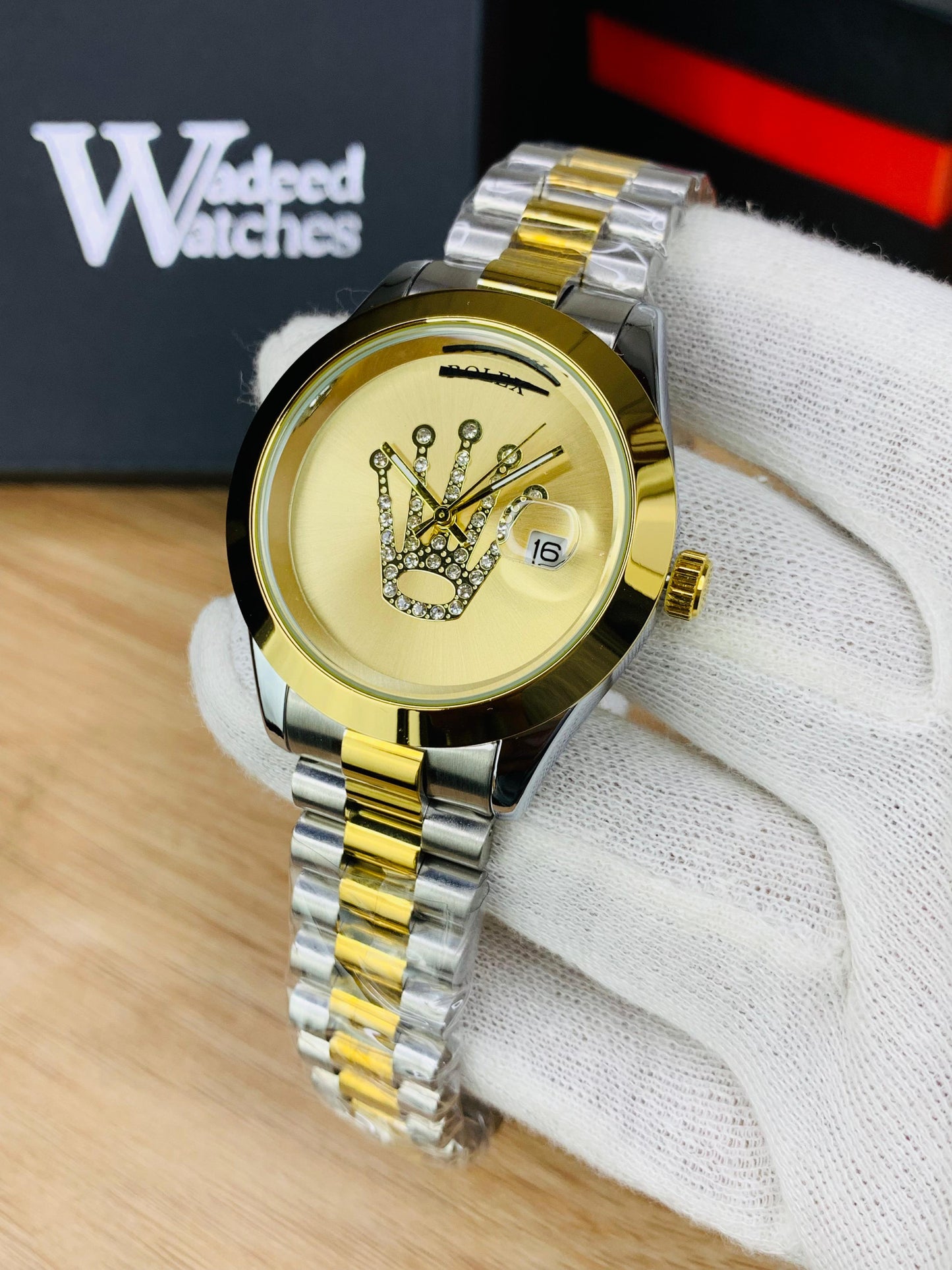 Austrian Stone Embossed Dial (Gold)