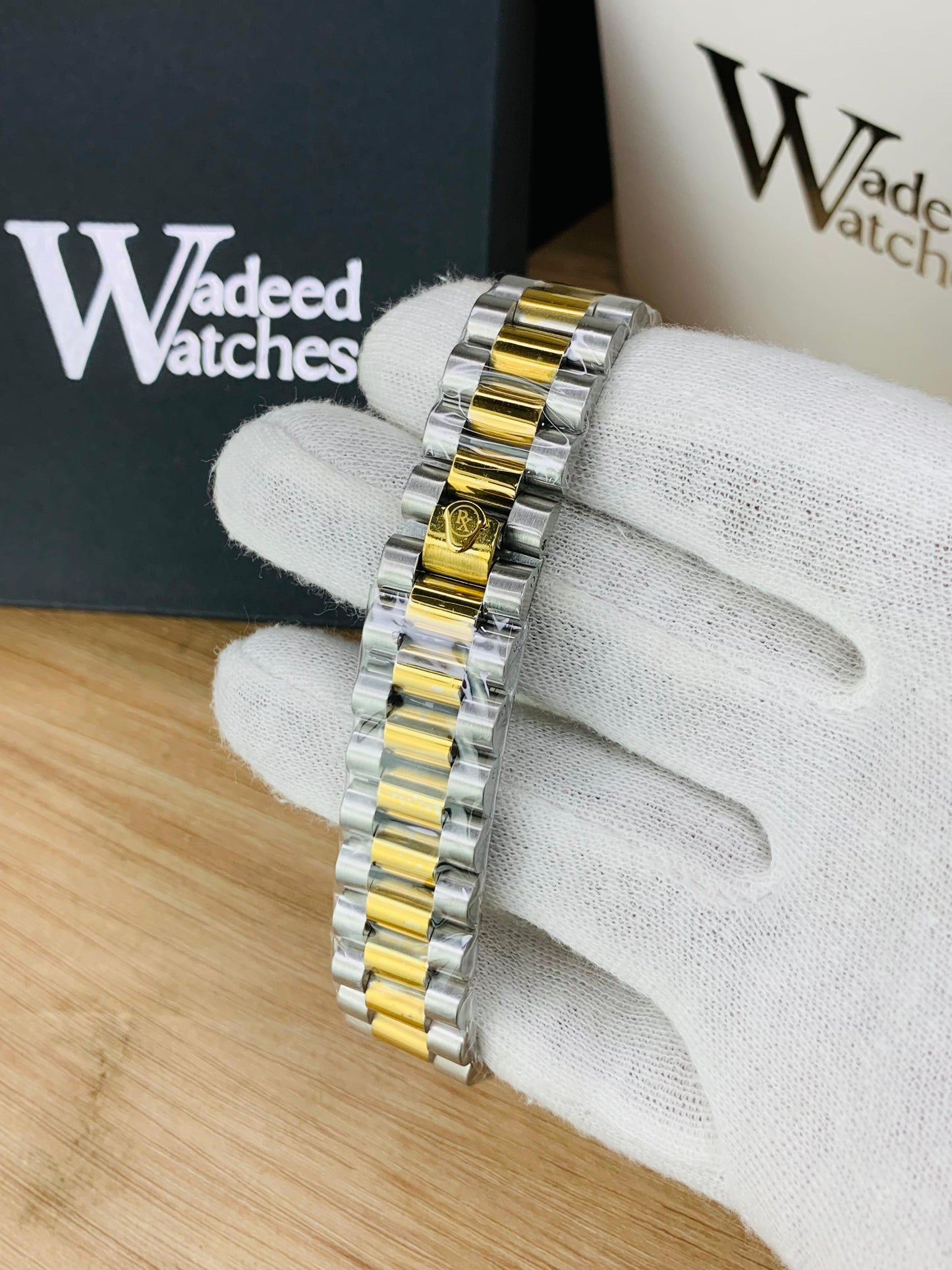 Regular Model Two Tone White