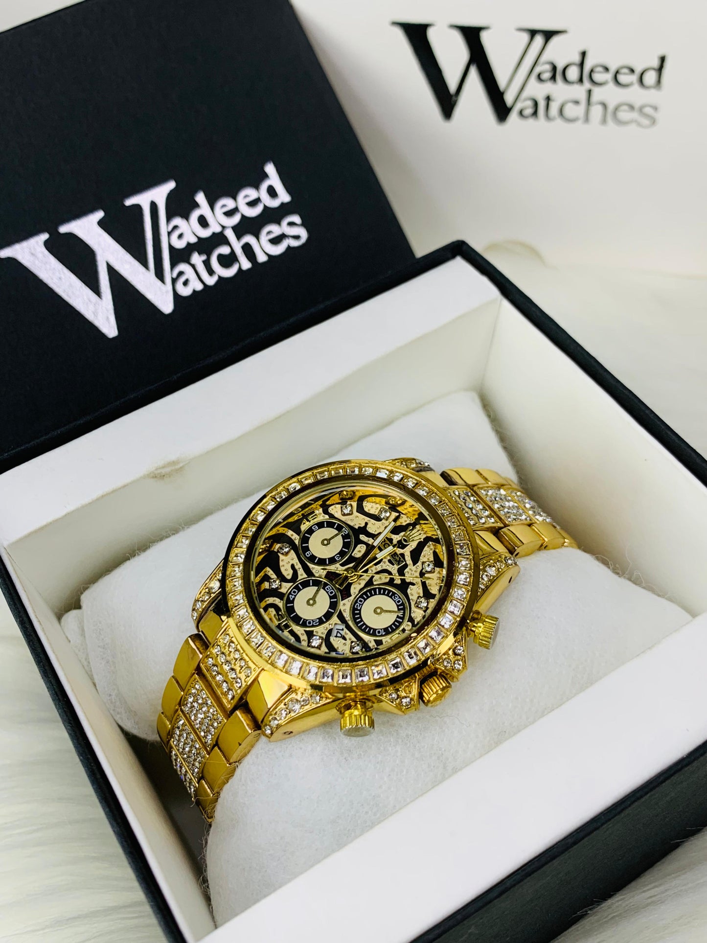 Tiger Stone Embossed Dial (Gold)