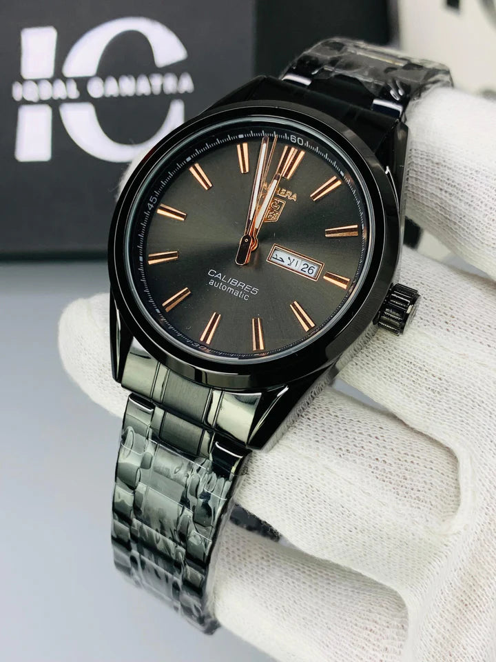 Sophisticated Tag Carrera WIth Date