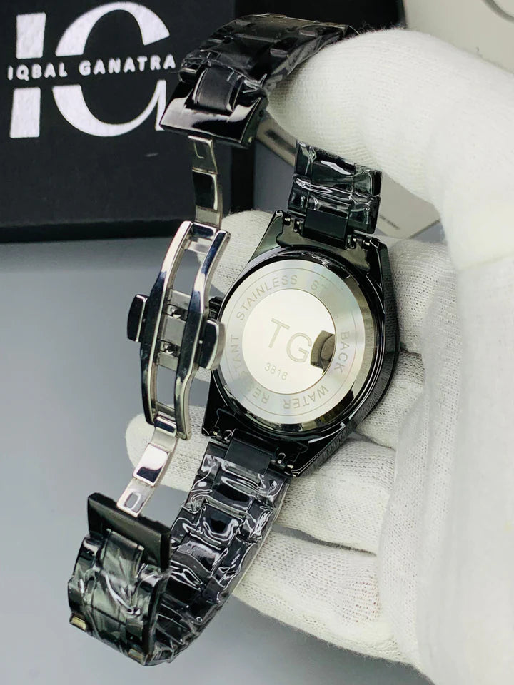Sophisticated Tag Carrera WIth Date