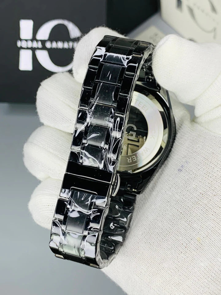 Sophisticated Tag Carrera WIth Date