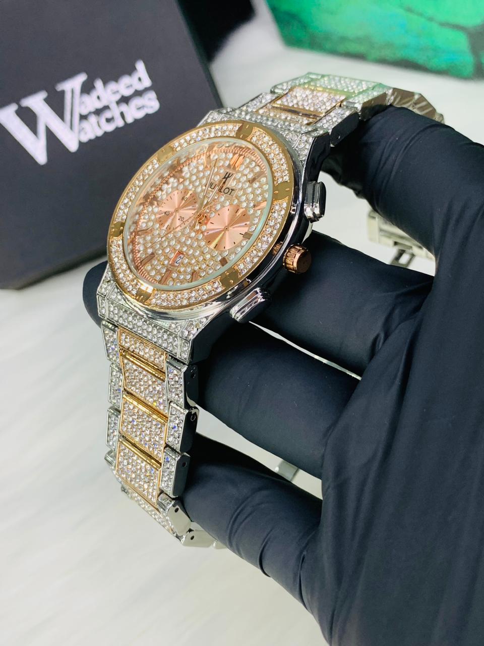 HB Ice Model | Date Feature | Master Lock (Rose Gold)