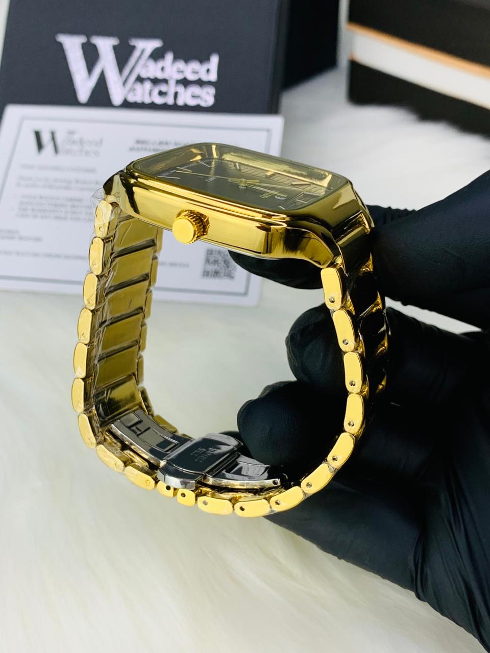 RD Square Model | Gold Black