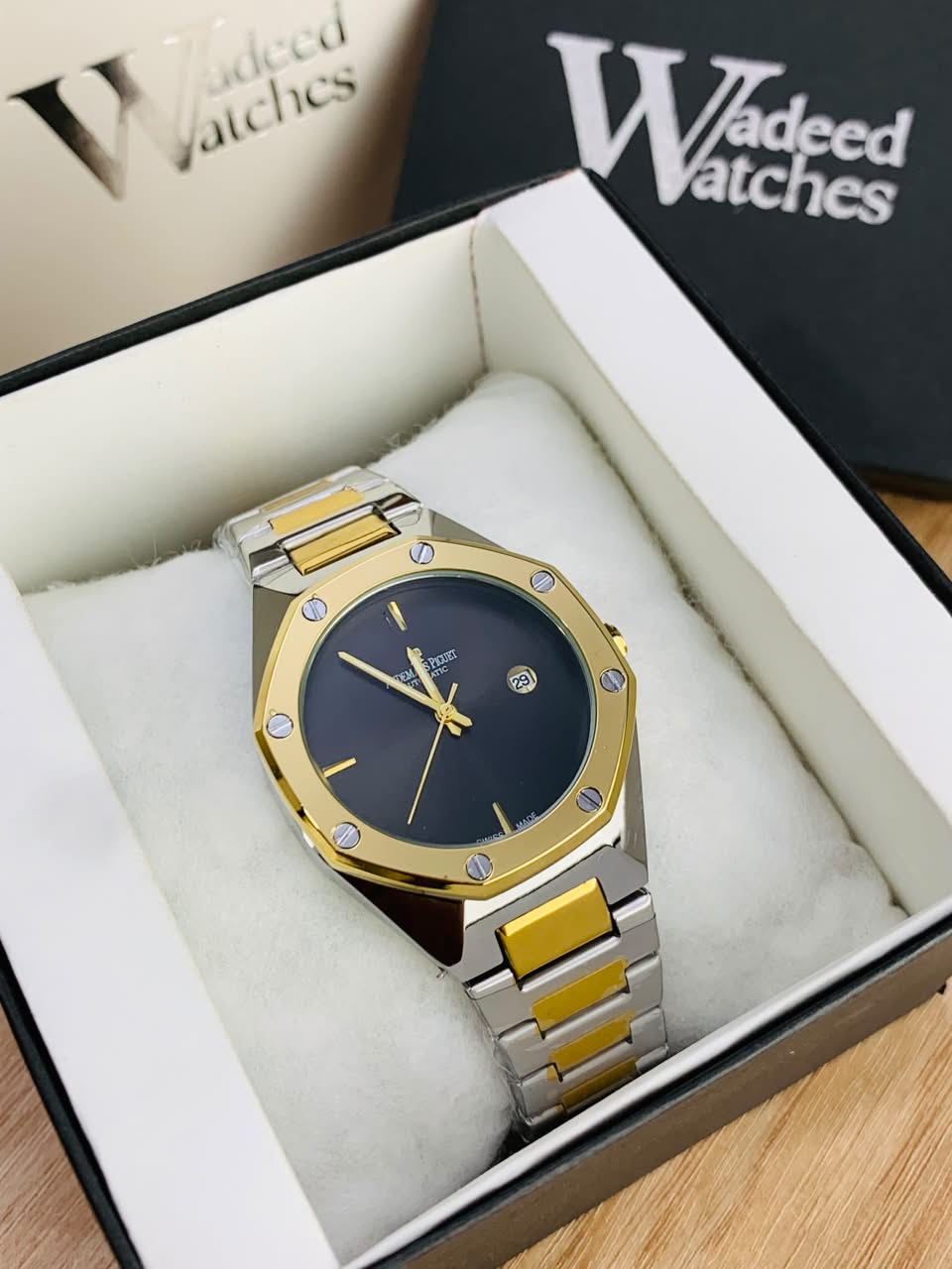 Shiny AP Model WIth Date (Two Tone Black)
