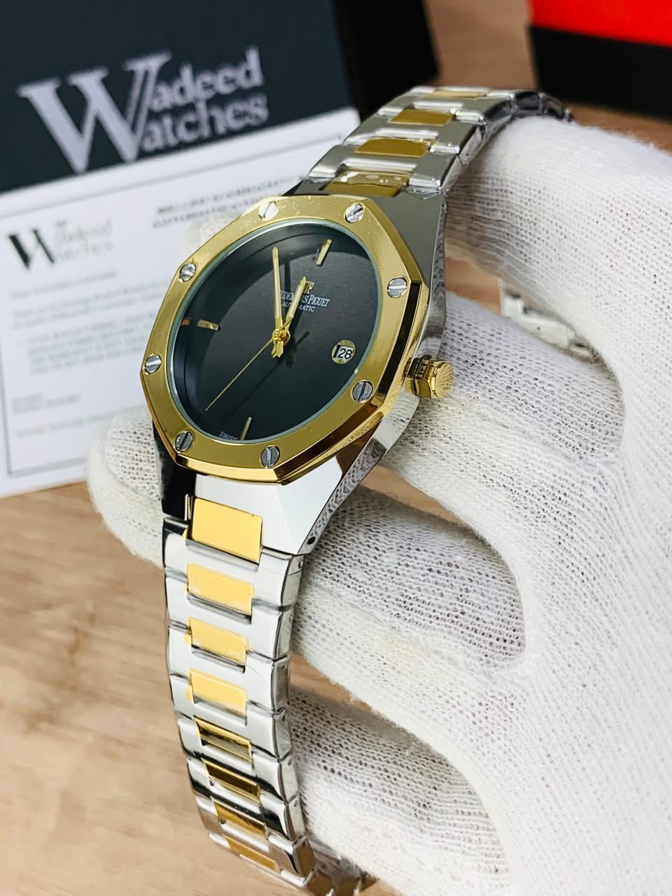 Shiny AP Model WIth Date (Two Tone Black)
