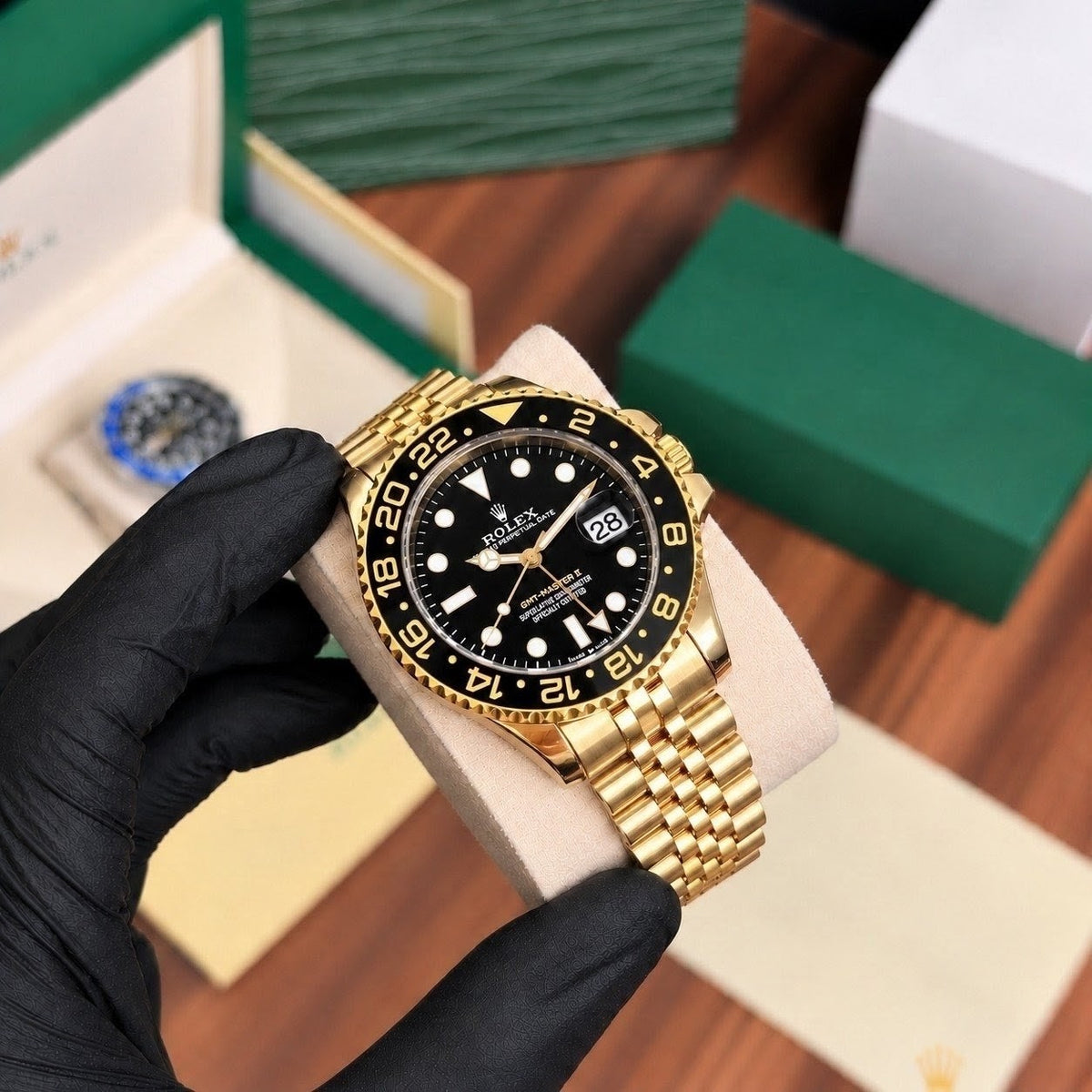 GMT Semi Auto Jubilee Chain | Date Working (Gold Black)