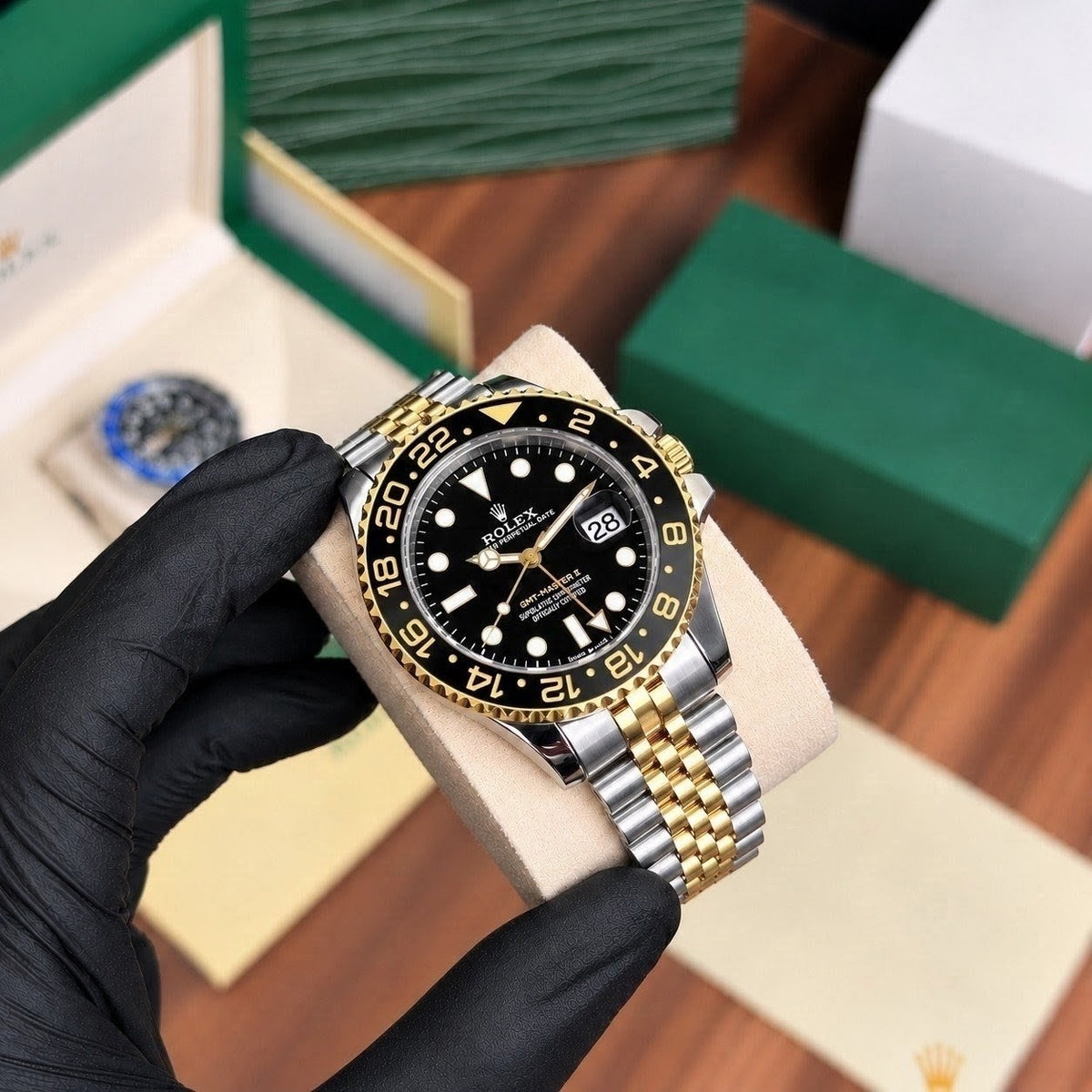 GMT Semi Auto Jubilee Chain | Date Working (Two Tone Black)