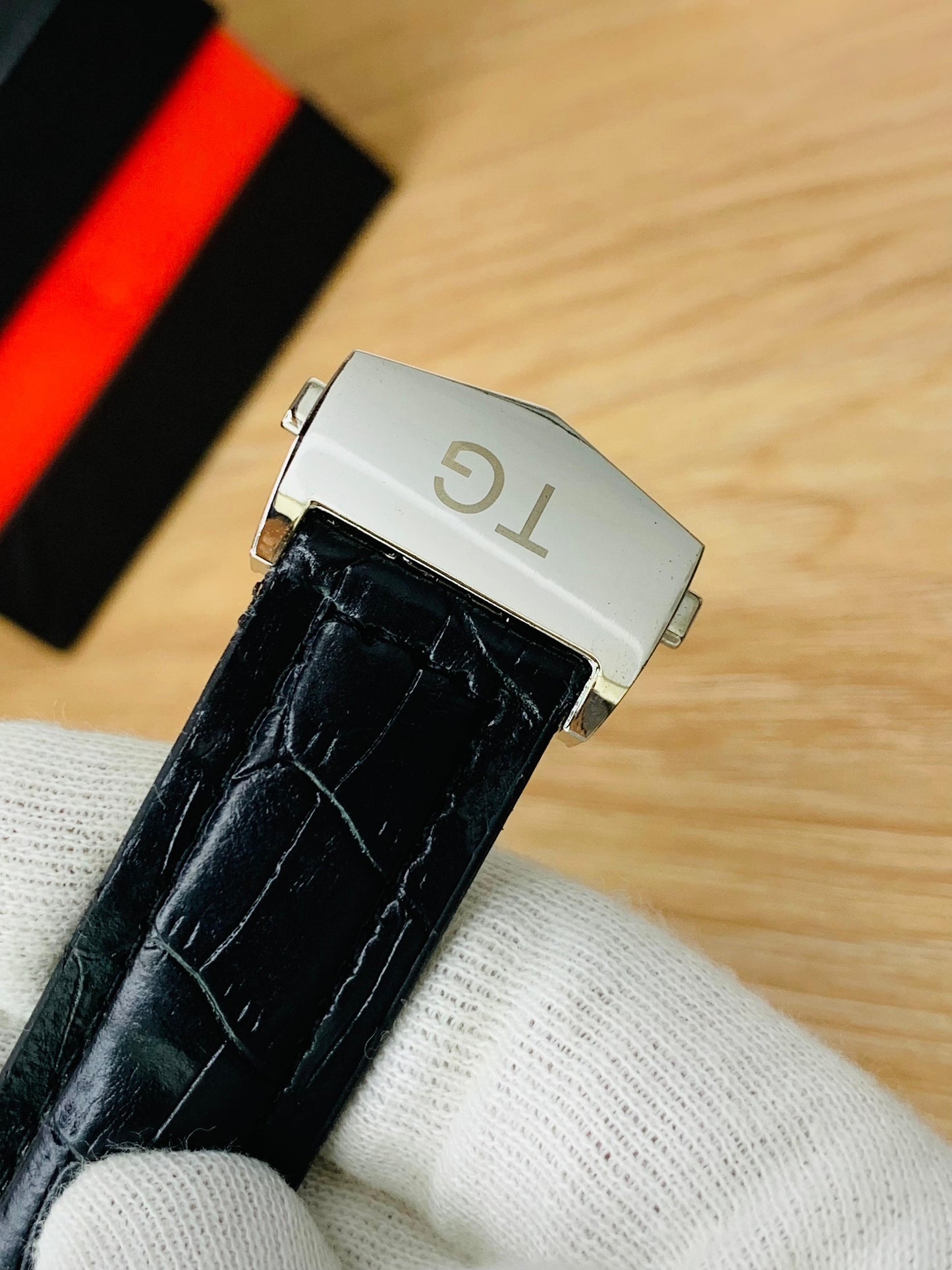 TG Carrera Model With Date (Black)